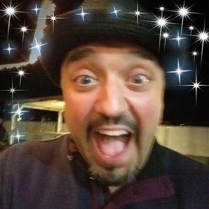 Meet your Posher, Wayne